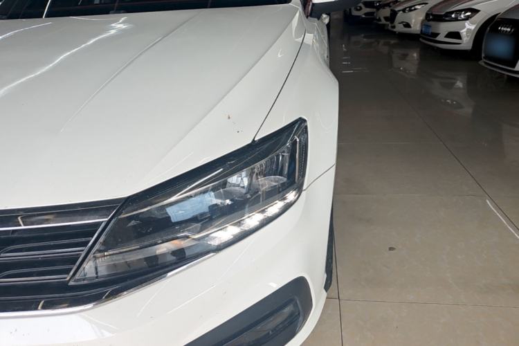 Used Volkswagen Lamando 2019 230TSI DSG Fashion Edition China V Standard Left Front Headlight