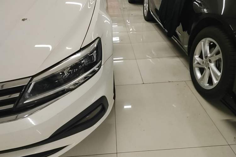 Used Volkswagen Lamando 2019 230TSI DSG Fashion Edition China VI Left Front Headlight