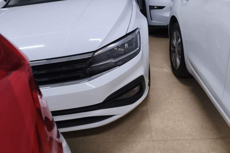 Used Volkswagen Lamando 2019 230TSI DSG Fashion Edition China VI Left Front Headlight