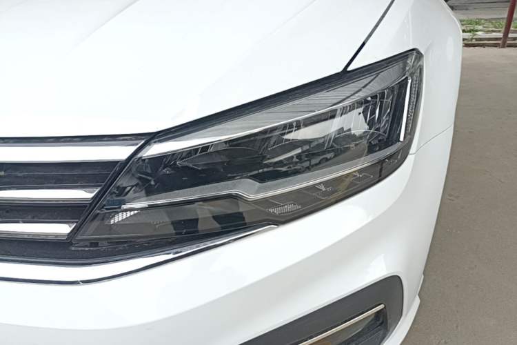 Used Volkswagen Lamando 2019 230TSI DSG Fashion Edition China VI Left Front Headlight
