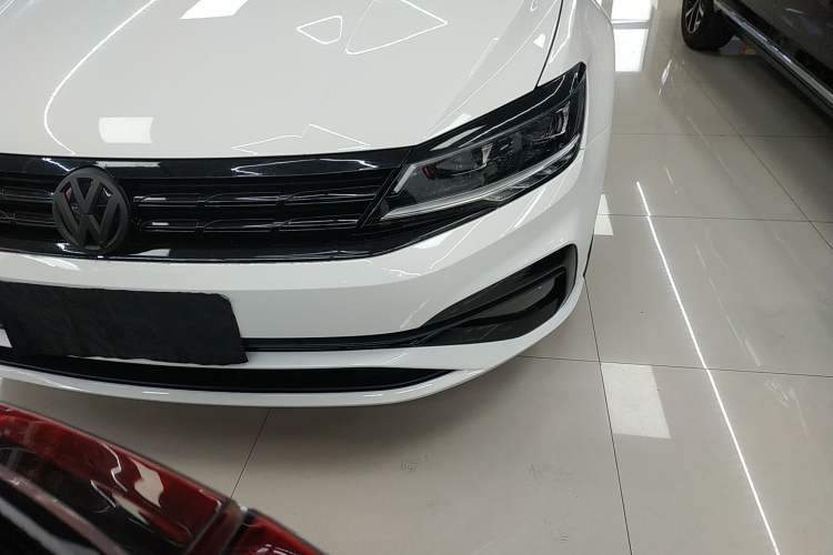 Used Volkswagen Lamando 2019 280TSI DSG Comfort Edition China VI standard Left Front Headlight