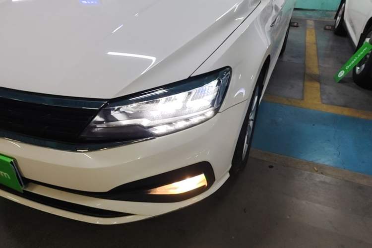 Used Volkswagen Lamando 2019 230TSI DSG Vision Edition China VI Standard Left Front Headlight