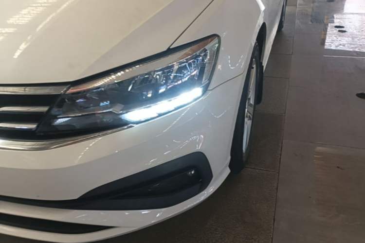 Used Volkswagen Lamando 2019 230TSI DSG Fashion Edition China VI Left Front Headlight