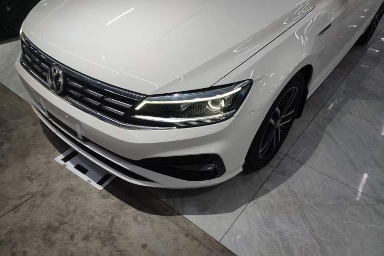 Used Volkswagen Lamando 2019 280TSI DSG Comfort Edition China VI standard Left Front Headlight