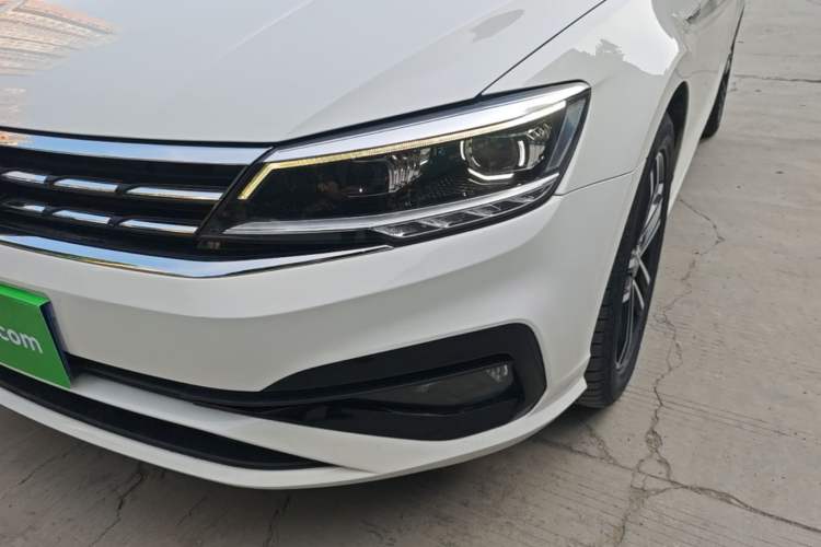 Used Volkswagen Lamando 2019 280TSI DSG Comfort Edition China VI standard Left Front Headlight