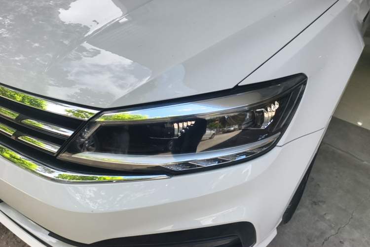 Used Volkswagen Lamando 2019 280TSI DSG Comfort Edition China VI standard Left Front Headlight