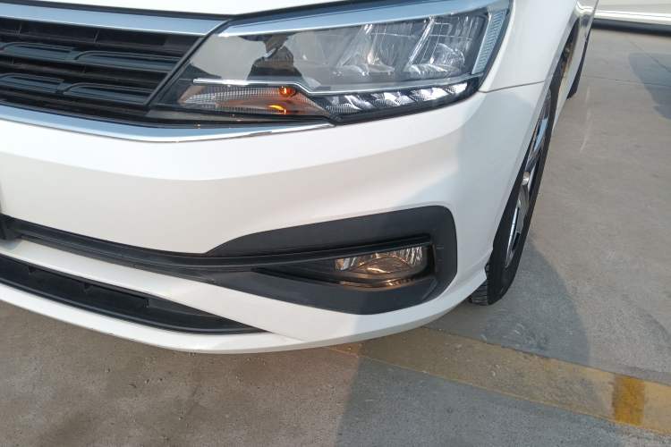 Used Volkswagen Lamando 2019 230TSI DSG Fashion Edition China VI Left Front Headlight