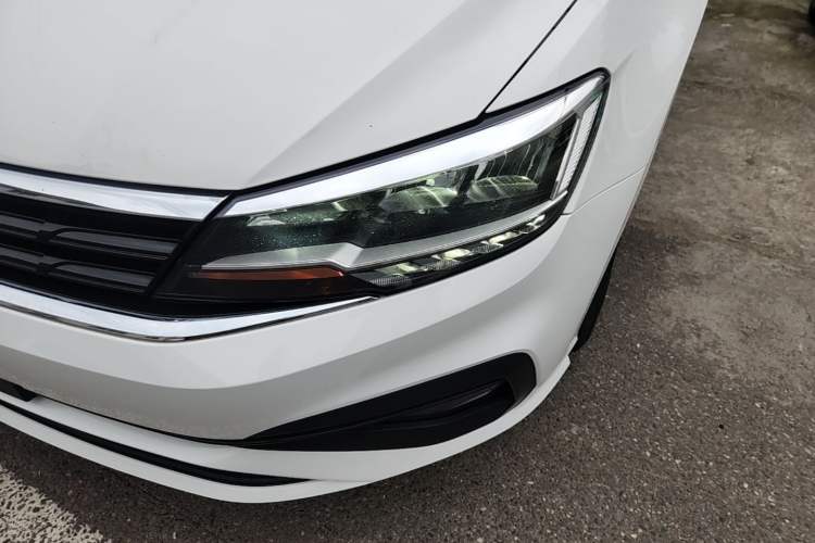 Used Volkswagen Lamando 2019 230TSI DSG Fashion Edition China VI Left Front Headlight