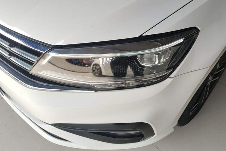 Used Volkswagen Lamando 2019 280TSI DSG Comfort Edition China VI standard Left Front Headlight