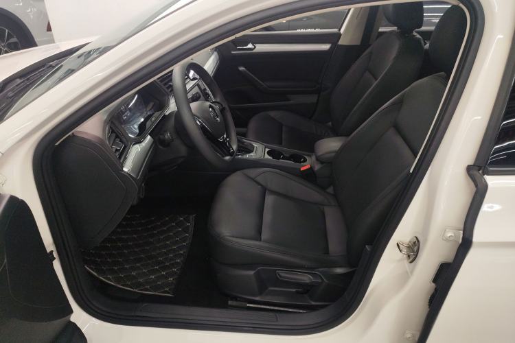 Used Volkswagen Lamando 2019 230TSI DSG Fashion Edition China VI Left Front Seat