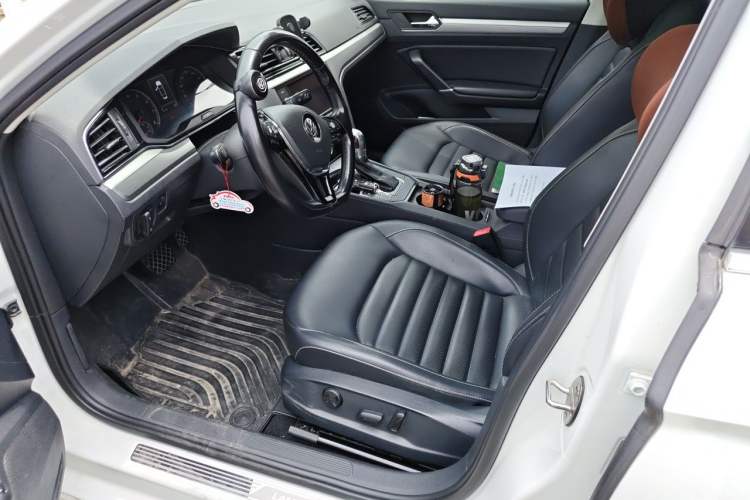 Used Volkswagen Lamando 2019 280TSI DSG Comfort Edition China VI standard Left Front Seat