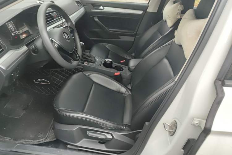Used Volkswagen Lamando 2019 230TSI DSG Fashion Edition China V Standard Left Front Seat