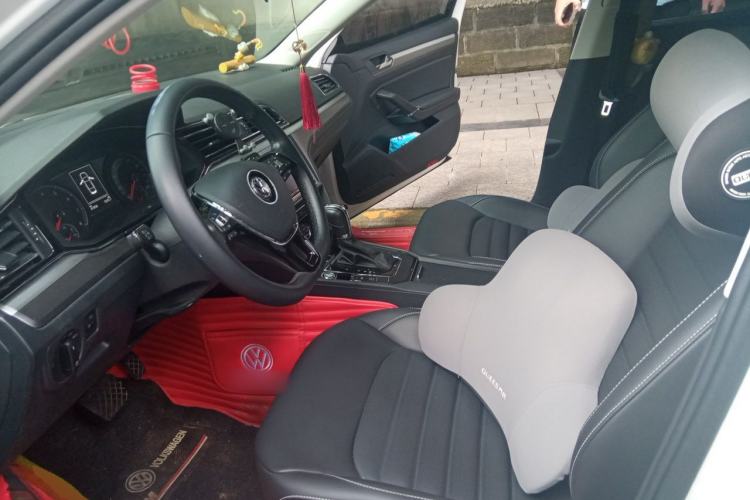 Used Volkswagen Lamando 2019 280TSI DSG Comfort Edition China V Standard Left Front Seat