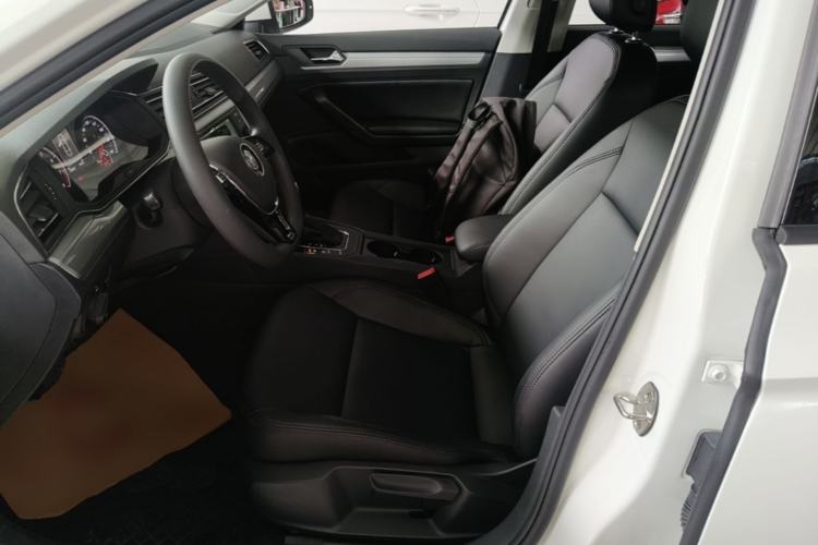 Used Volkswagen Lamando 2019 230TSI DSG Fashion Edition China VI Left Front Seat