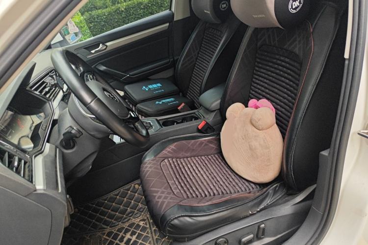 Used Volkswagen Lamando 2019 280TSI DSG Comfort Edition China VI standard Left Front Seat