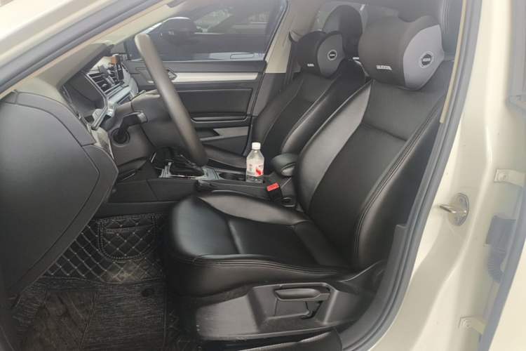 Used Volkswagen Lamando 2019 230TSI DSG Fashion Edition China VI Left Front Seat