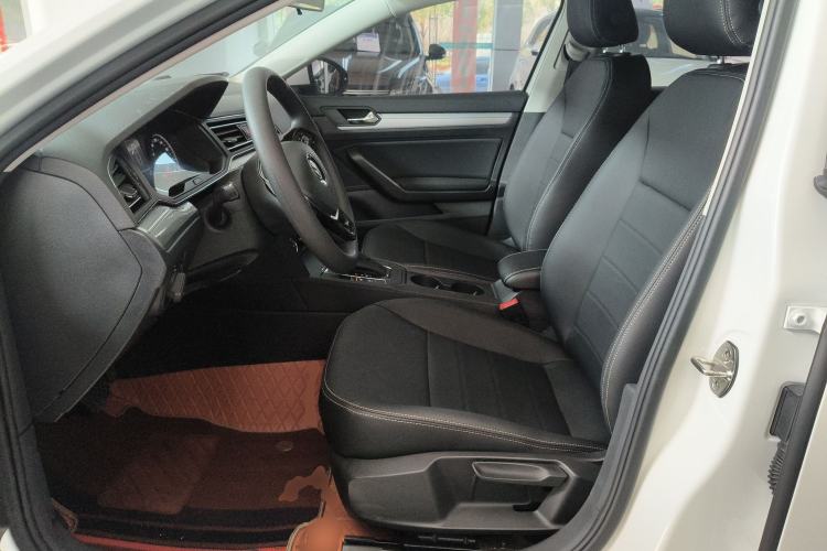 Used Volkswagen Lamando 2019 230TSI DSG Fashion Edition China VI Left Front Seat