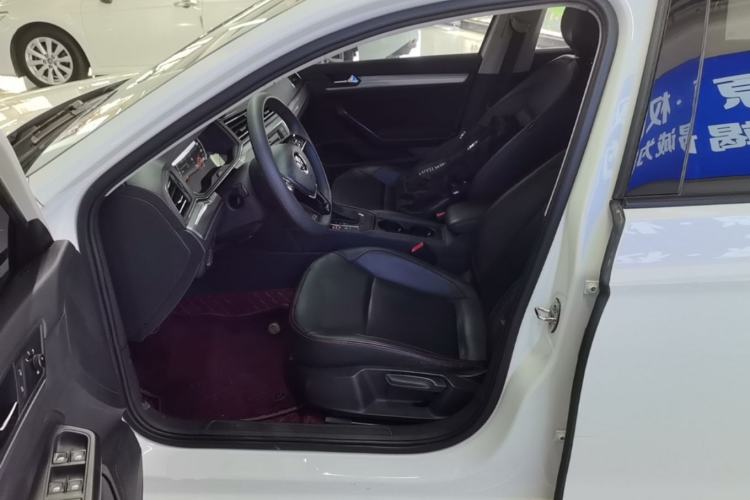 Used Volkswagen Lamando 2019 230TSI DSG Fashion Edition China VI Left Front Seat