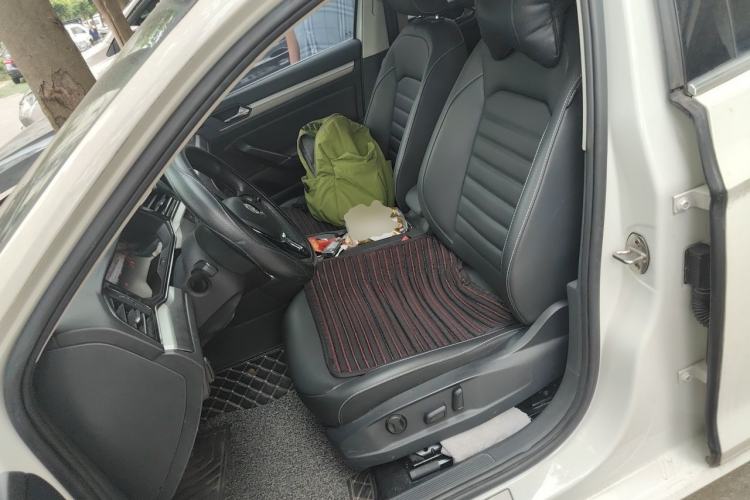 Used Volkswagen Lamando 2019 280TSI DSG Comfort Edition China VI standard Left Front Seat