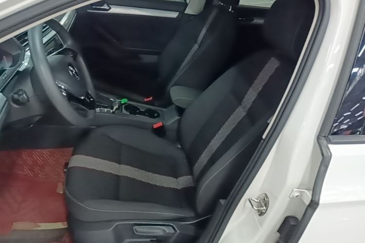 Used Volkswagen Lamando 2019 230TSI DSG Fashion Edition China V Standard Left Front Seat