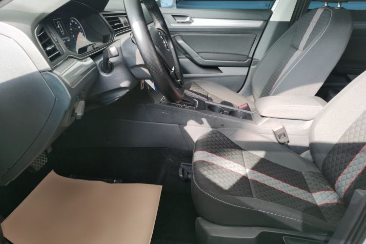 Used Volkswagen Lamando 2019 230TSI DSG Fashion Edition China VI Left Front Seat