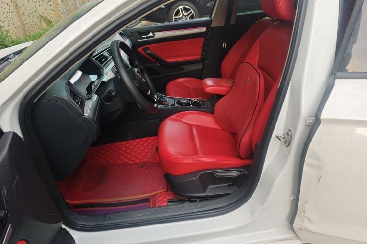 Used Volkswagen Lamando 2019 230TSI DSG Fashion Edition China VI Left Front Seat