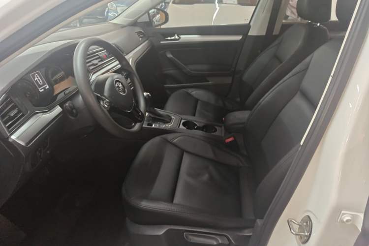 Used Volkswagen Lamando 2019 230TSI DSG Fashion Edition China VI Left Front Seat
