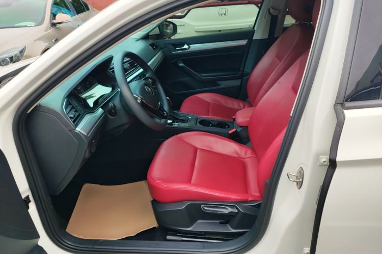 Used Volkswagen Lamando 2019 230TSI DSG Fashion Edition China VI Left Front Seat