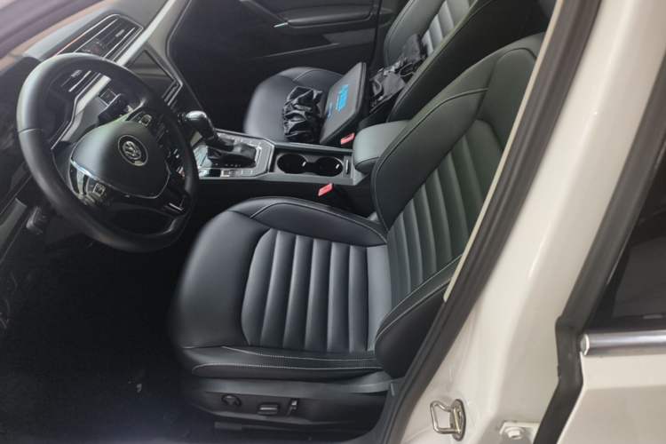Used Volkswagen Lamando 2019 280TSI DSG Comfort Edition China VI standard Left Front Seat