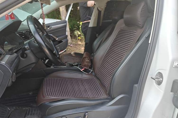 Used Volkswagen Lamando 2019 280TSI DSG Comfort Edition China VI standard Left Front Seat