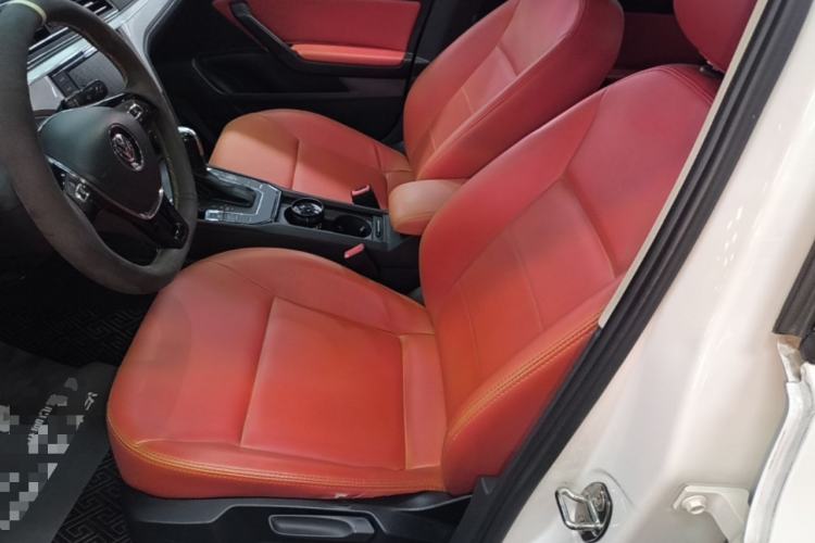 Used Volkswagen Lamando 2019 230TSI DSG Fashion Edition China V Standard Left Front Seat
