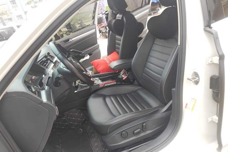 Used Volkswagen Lamando 2019 280TSI DSG Comfort Edition China V Standard Left Front Seat