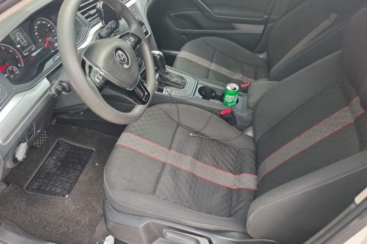 Used Volkswagen Lamando 2019 230TSI DSG Fashion Edition China V Standard Left Front Seat