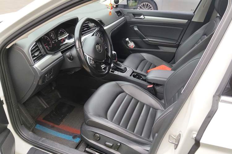 Used Volkswagen Lamando 2019 280TSI DSG Comfort Edition China VI standard Left Front Seat