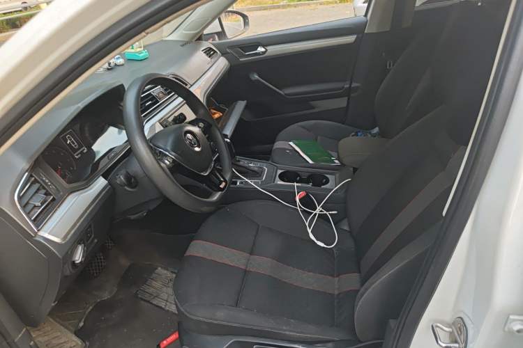 Used Volkswagen Lamando 2019 230TSI DSG Fashion Edition China VI Left Front Seat