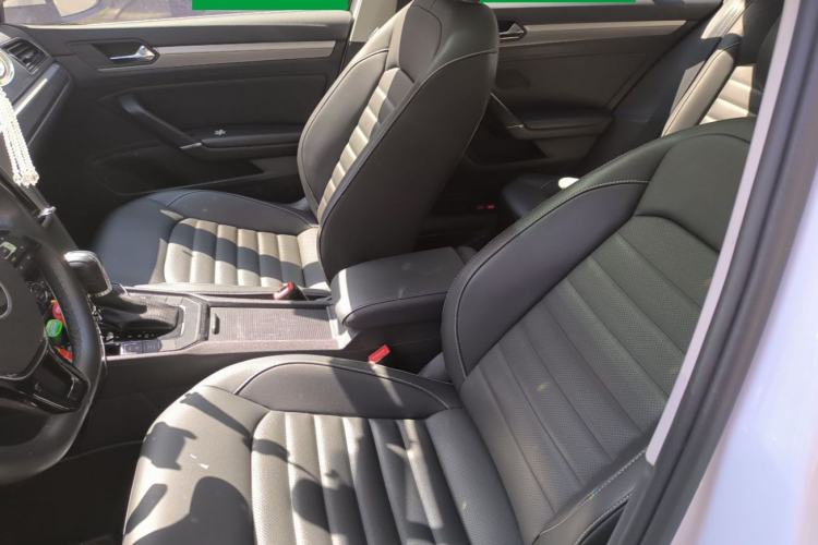 Used Volkswagen Lamando 2019 280TSI DSG Comfort Edition China VI standard Left Front Seat