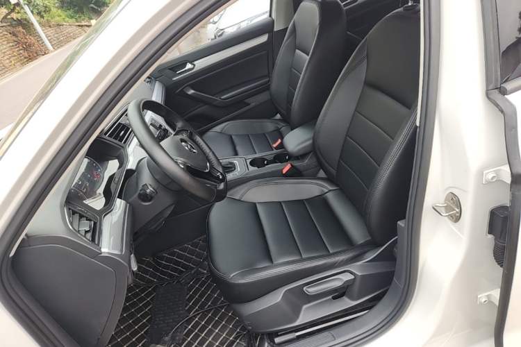 Used Volkswagen Lamando 2019 230TSI DSG Fashion Edition China VI Left Front Seat