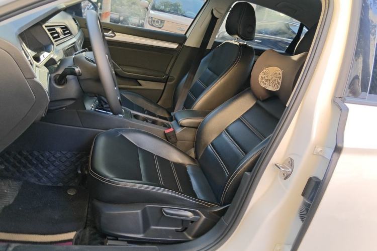 Used Volkswagen Lamando 2019 230TSI DSG Fashion Edition China VI Left Front Seat