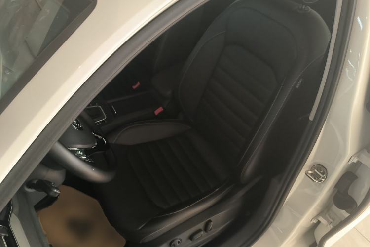 Used Volkswagen Lamando 2019 280TSI DSG Comfort Edition China V Standard Left Front Seat