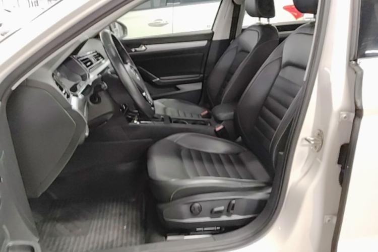 Used Volkswagen Lamando 2019 280TSI DSG Comfort Edition China VI standard Left Front Seat