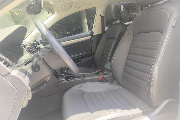 Used Volkswagen Lamando 2019 280TSI DSG Comfort Edition China VI standard Left Front Seat