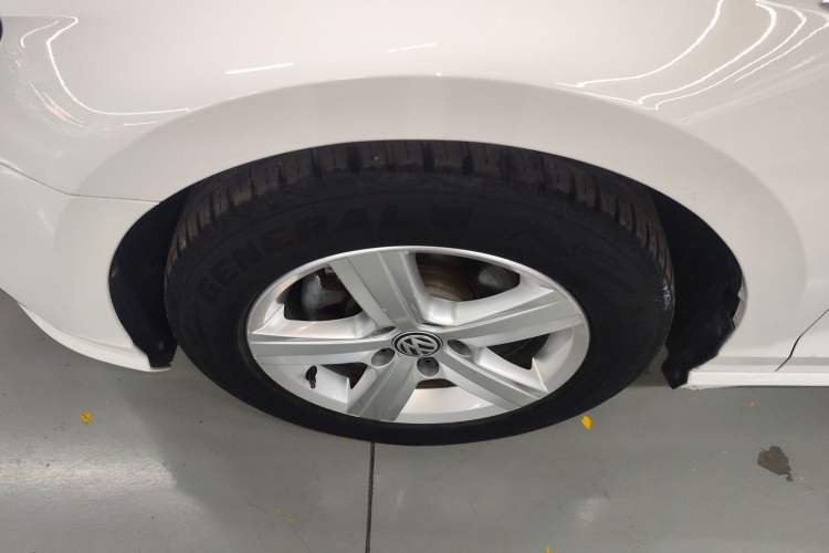 Used Volkswagen Lamando 2019 230TSI DSG Fashion Edition China VI Left Front Wheel Hub