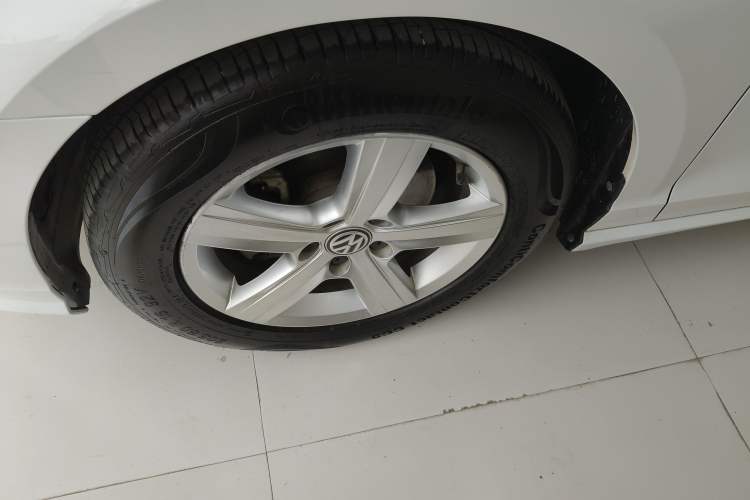 Used Volkswagen Lamando 2019 230TSI DSG Fashion Edition China VI Left Front Wheel Hub