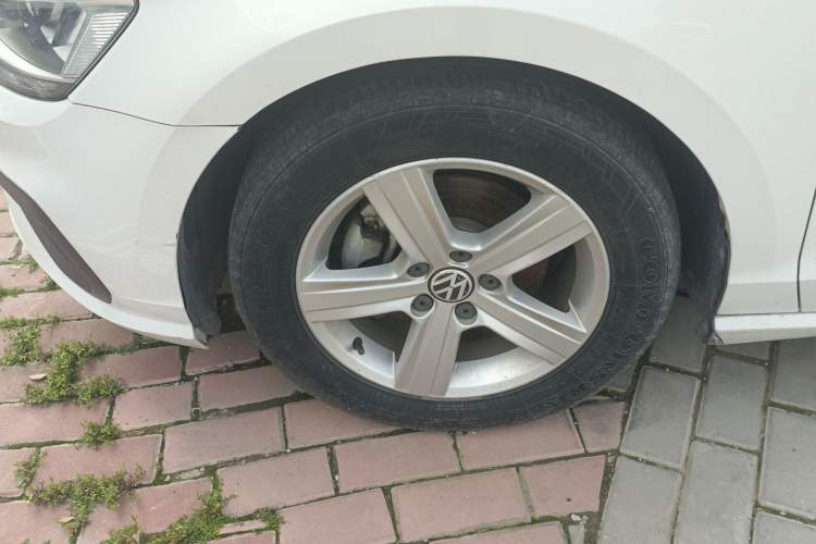 Used Volkswagen Lamando 2019 230TSI DSG Fashion Edition China VI Left Front Wheel Hub