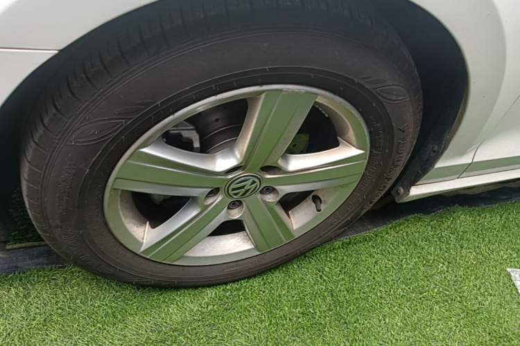 Used Volkswagen Lamando 2019 230TSI DSG Fashion Edition China VI Left Front Wheel Hub