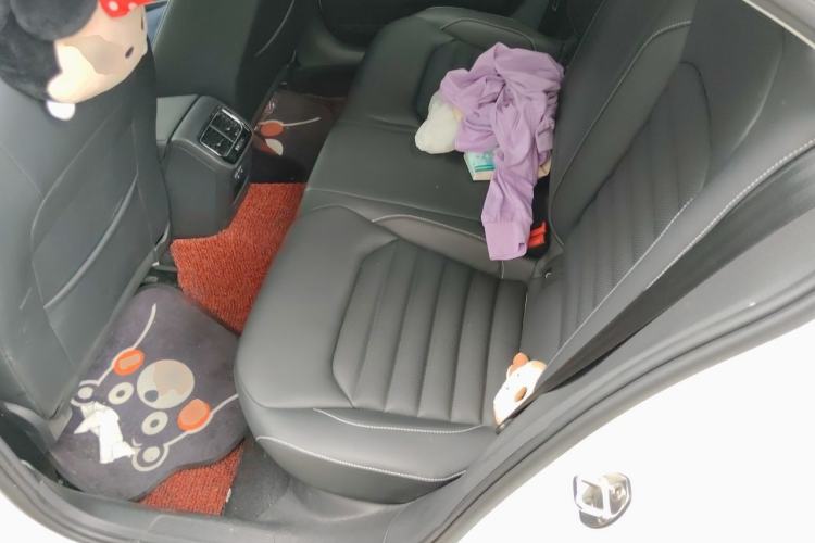 Used Volkswagen Lamando 2019 280TSI DSG Comfort Edition China VI standard Left Rear Seat