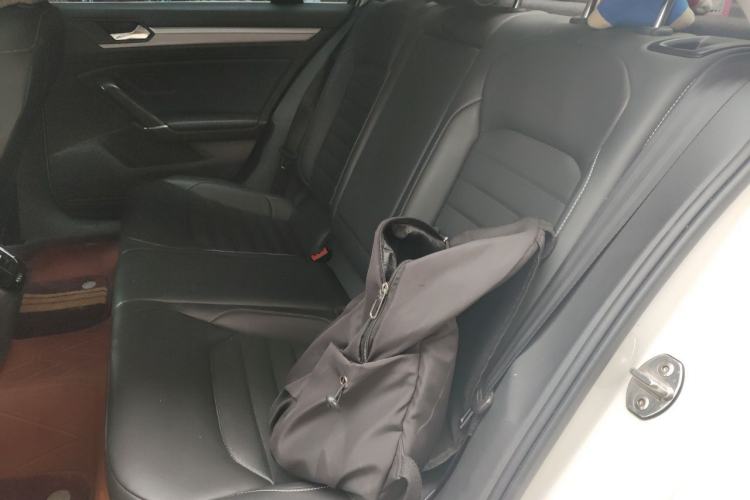 Used Volkswagen Lamando 2019 280TSI DSG Comfort Edition China VI standard Left Rear Seat
