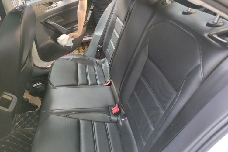Used Volkswagen Lamando 2019 230TSI DSG Fashion Edition China V Standard Left Rear Seat