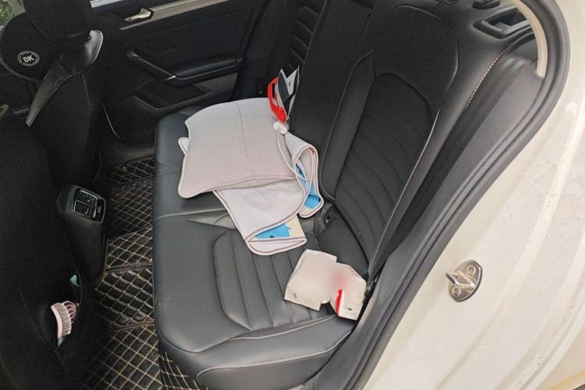 Used Volkswagen Lamando 2019 280TSI DSG Comfort Edition China VI standard Left Rear Seat