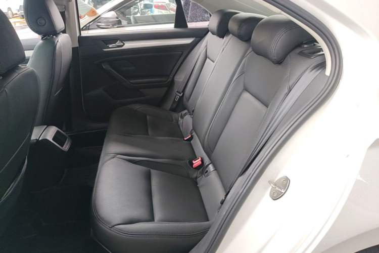 Used Volkswagen Lamando 2019 230TSI DSG Fashion Edition China V Standard Left Rear Seat